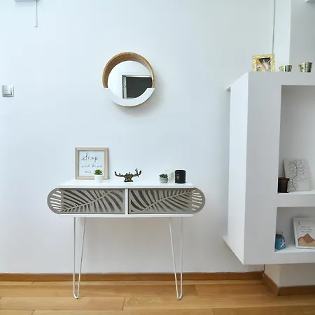 Charm Parliament View Daire *