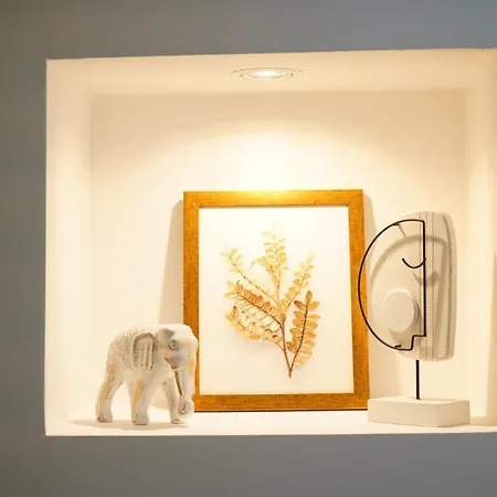 Charm Parliament View *