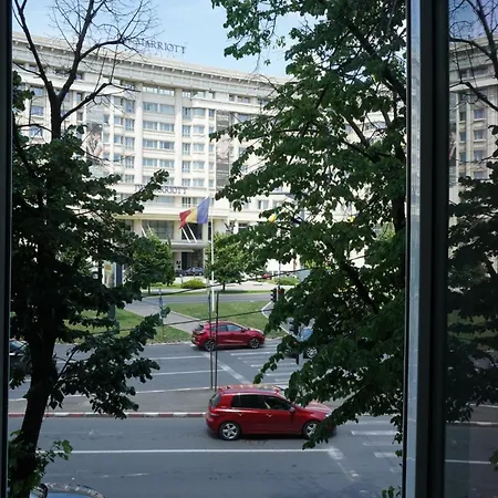 Charm Parliament View