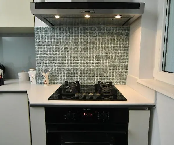 Charm Parliament View بوخارست