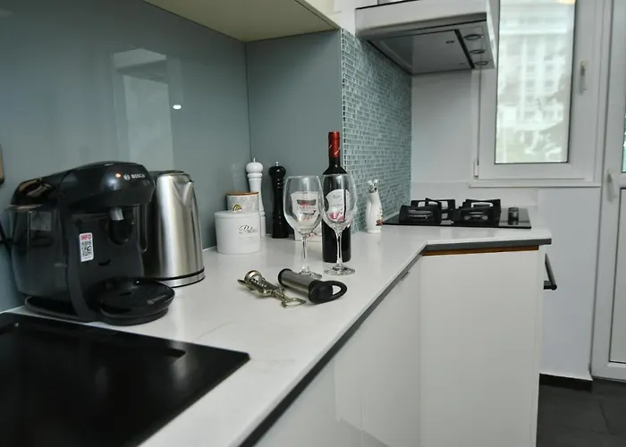 Charm Parliament View