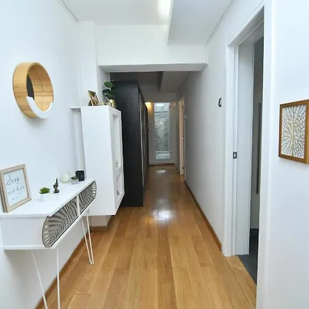 Charm Parliament View *