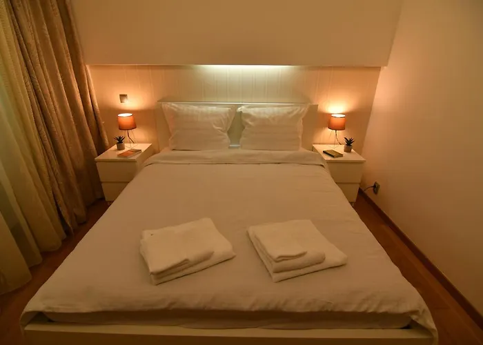 アパート Charm Parliament View